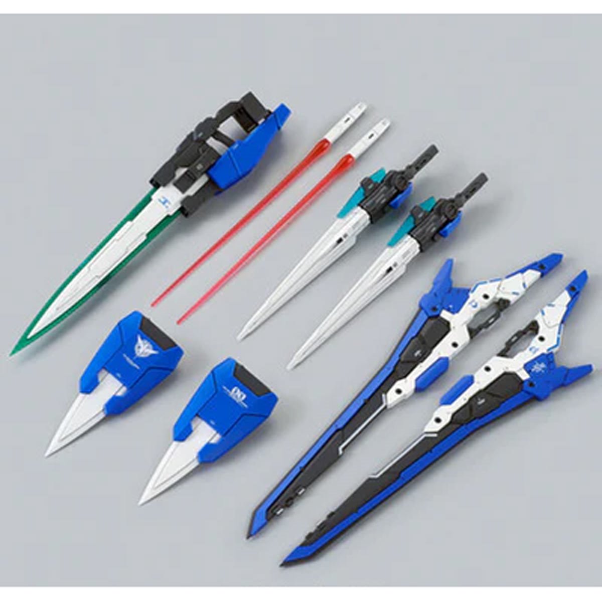 Mobile Suit Gundam 00 00 XN Raiser Master Grade 1:100 Scale Model Kit
