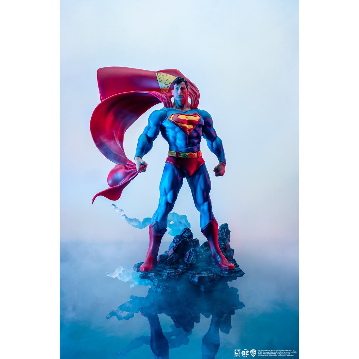 DC Heroes Superman Classic Version 1:8 Scale Statue - Previews Exclusive