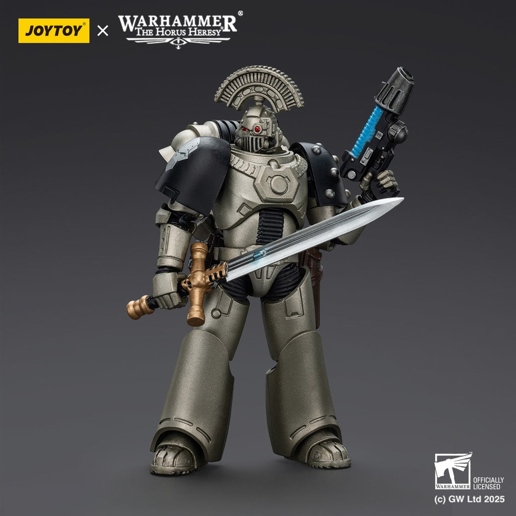 Joy Toy Warhammer The Horus Heresy Iron Warrior Tactical Sergeant with Sword 1:18 Scale Action Figure