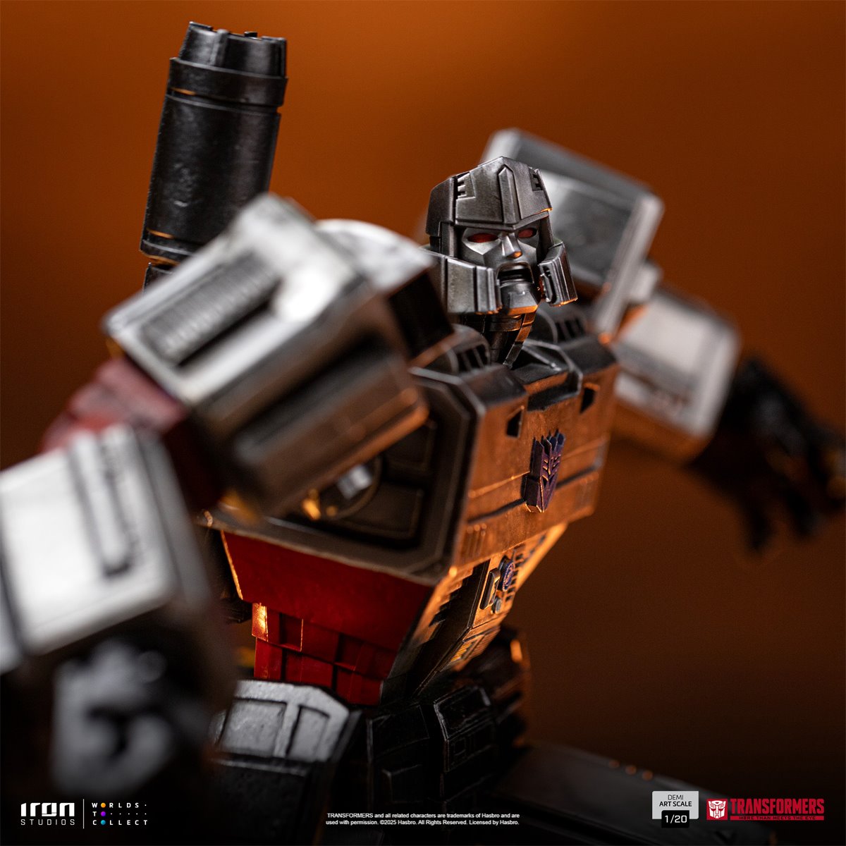 Transformers Megatron 1:20 Demi Art Scale Limited Edition Statue