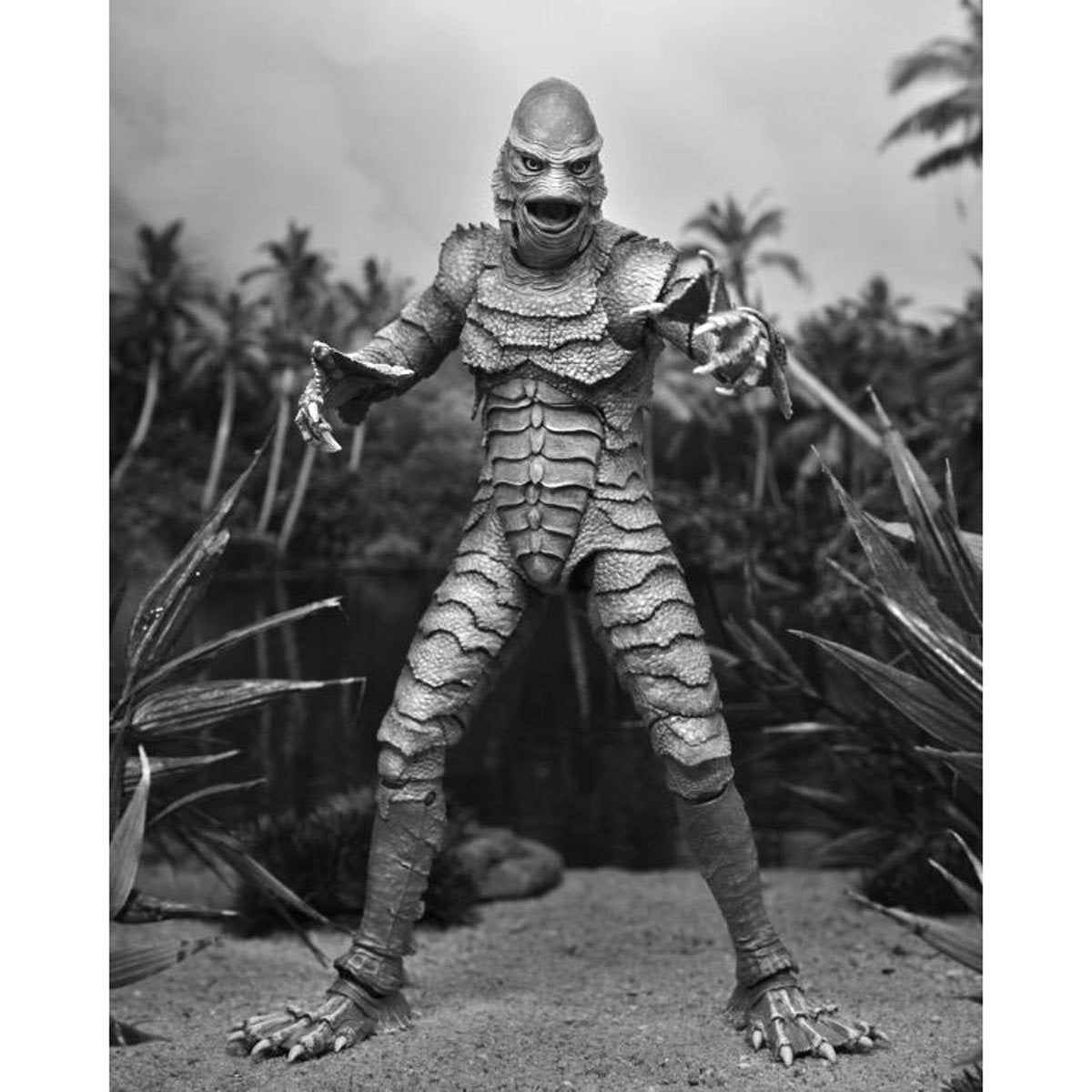 Universal Monsters Ultimate Creature from the Black Lagoon Black and White Version 7-Inch Action Figure