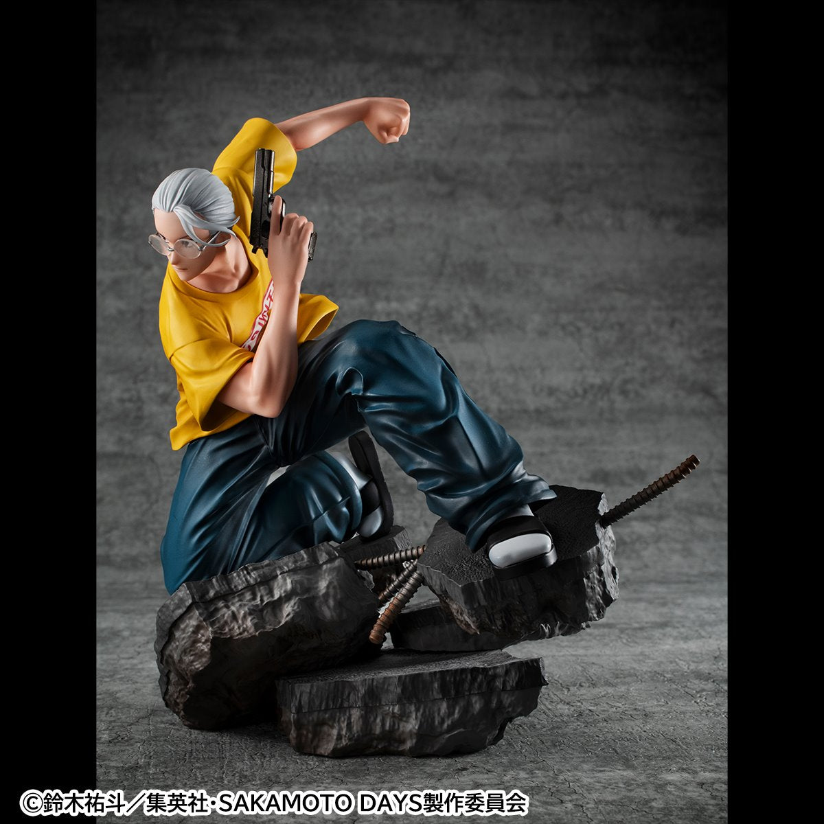 Sakamoto Days Taro Sakamoto Statue