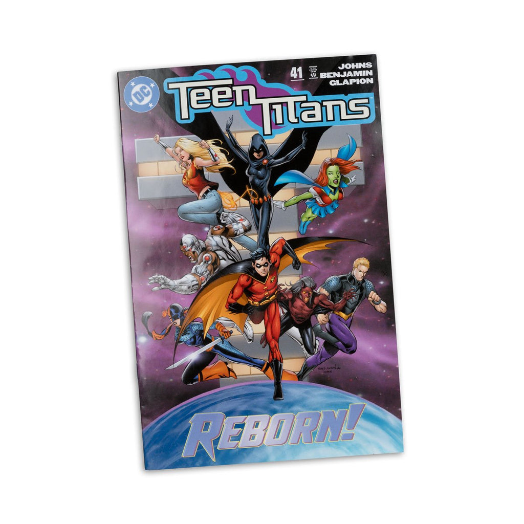 DC Direct Page Punchers Wave 12 Robin Teen Titans #41 7-Inch Scale Action Figure with Comic