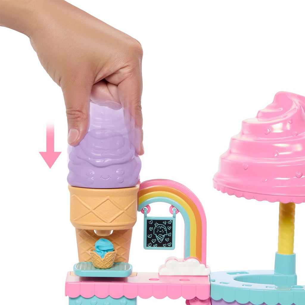 Barbie Club Chelsea Ice Cream Shop Doll and Accessories