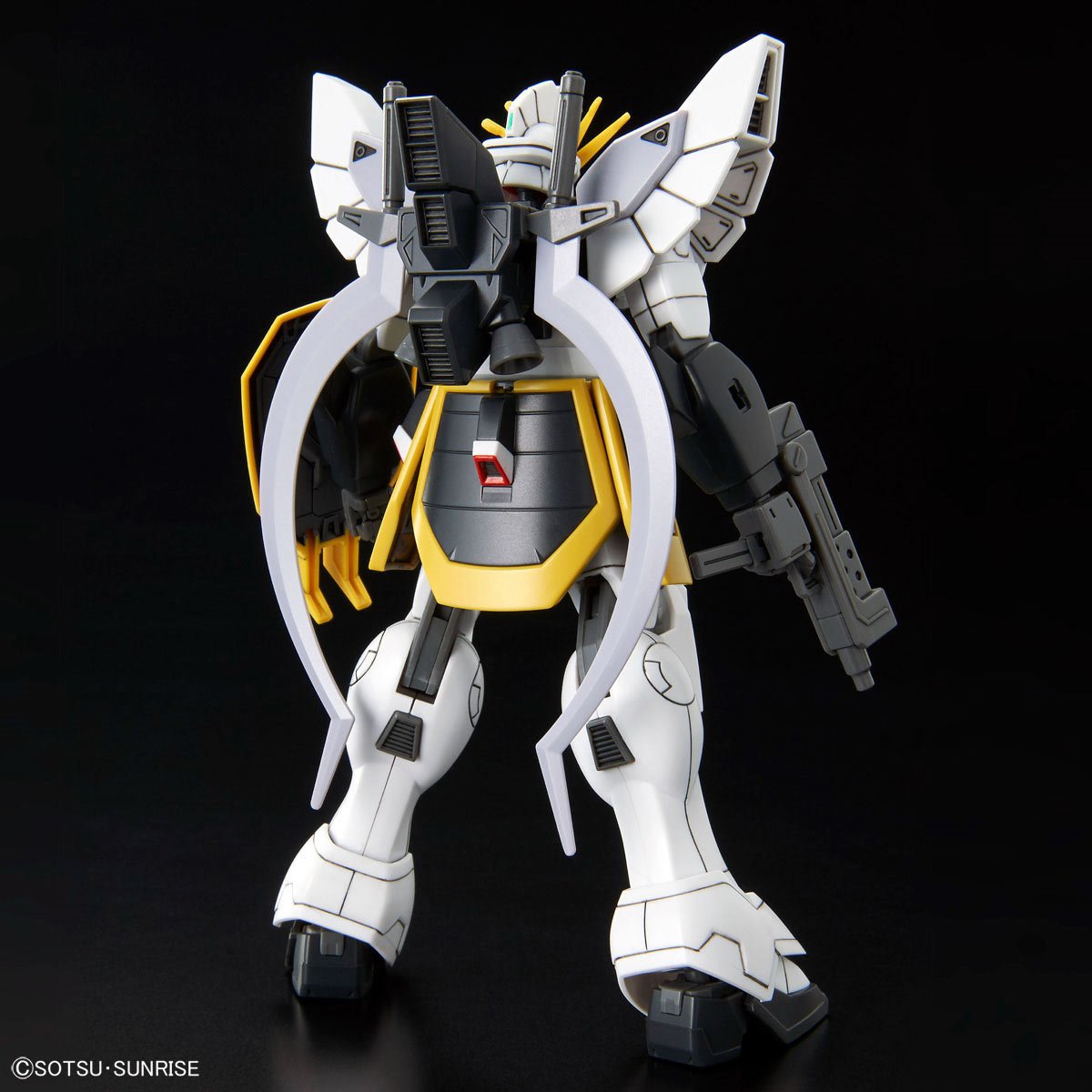 Mobile Suit Gundam Wing Sandrock Custom High Grade 1:144 Scale Model Kit