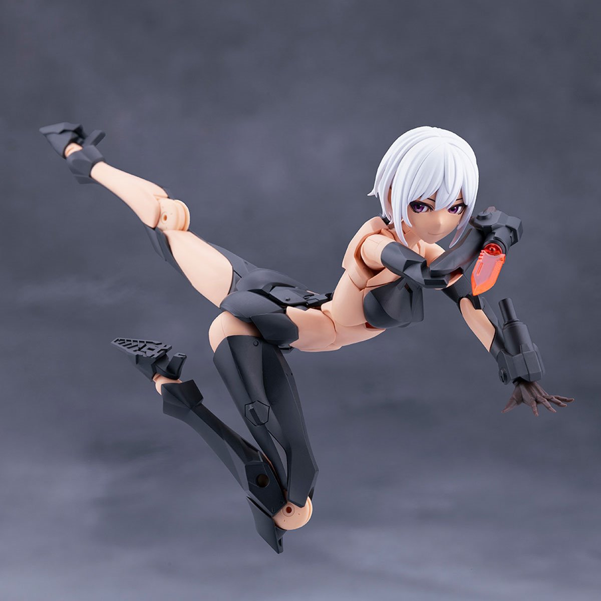 Megalomaria Unlimited Universe Emulator #2 Model Kit