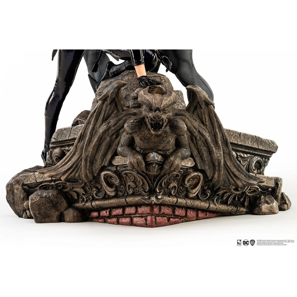 Batman and Catwoman Reunion 1:4 Scale Statue