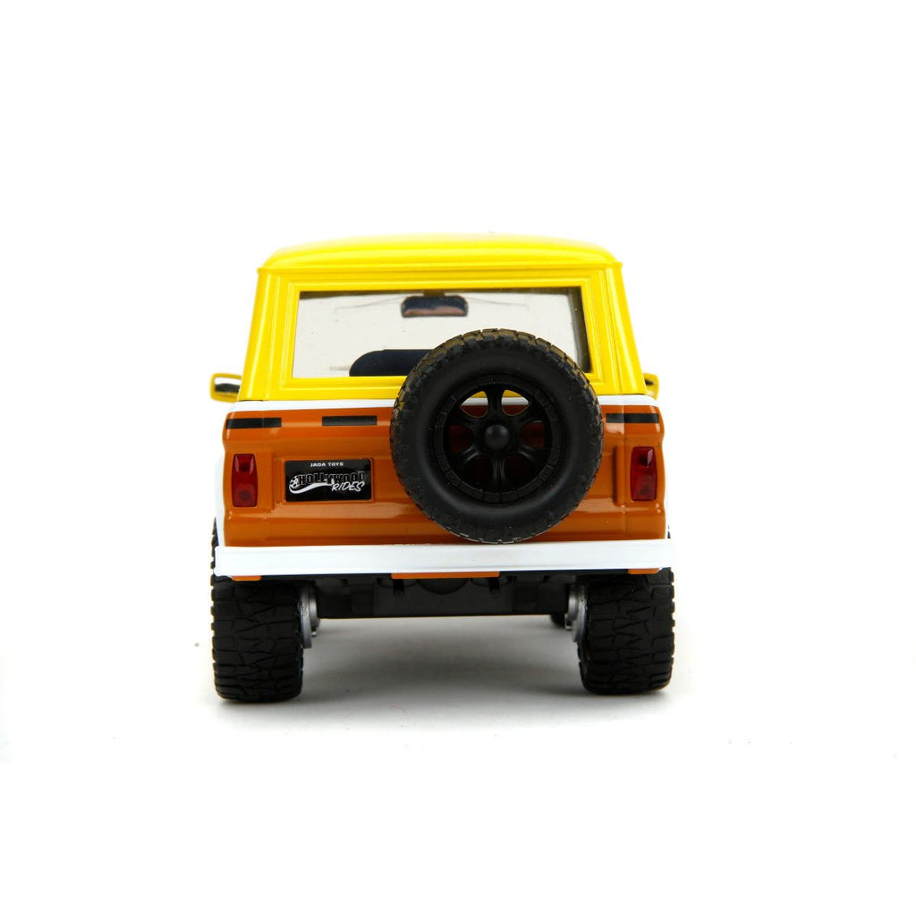 SpongeBob SquarePants 1972 Ford Bronco 1:24 Scale Die-Cast Metal Vehicle with Figure