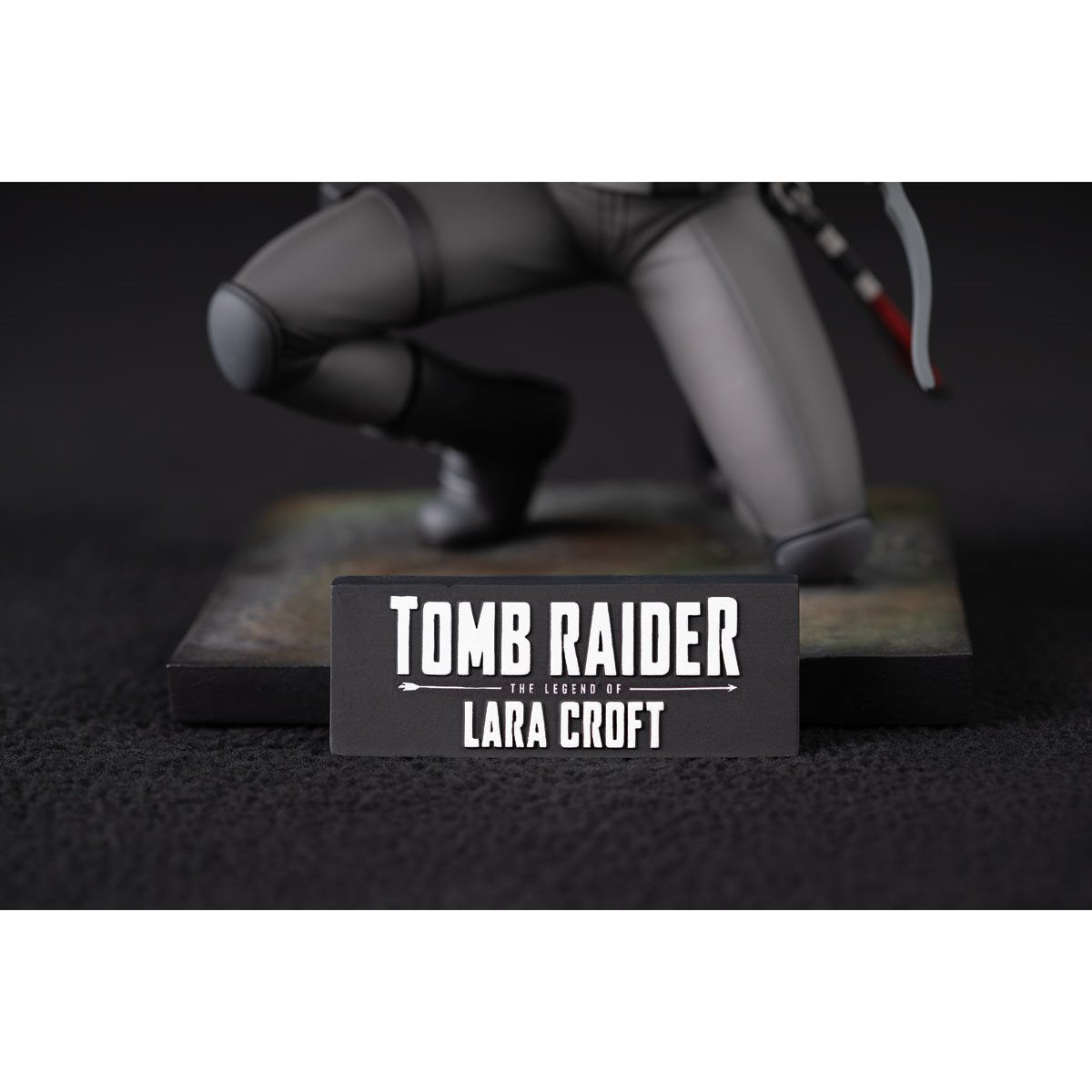 Tomb Raider: The Legend of Lara Croft PVC Statue