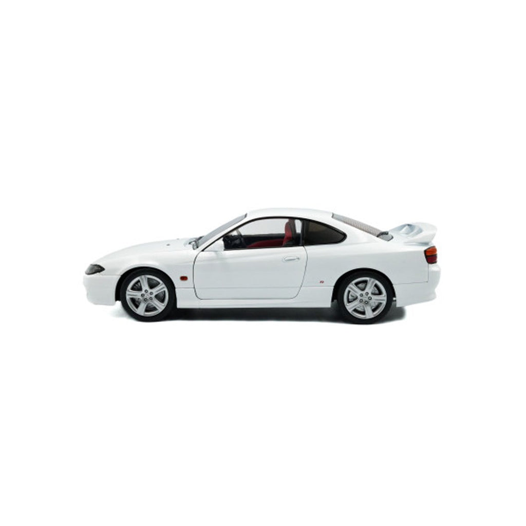 Nissan Silvia S15 Spec-R Aero 1:18 Scale Die-Cast Metal Vehicle