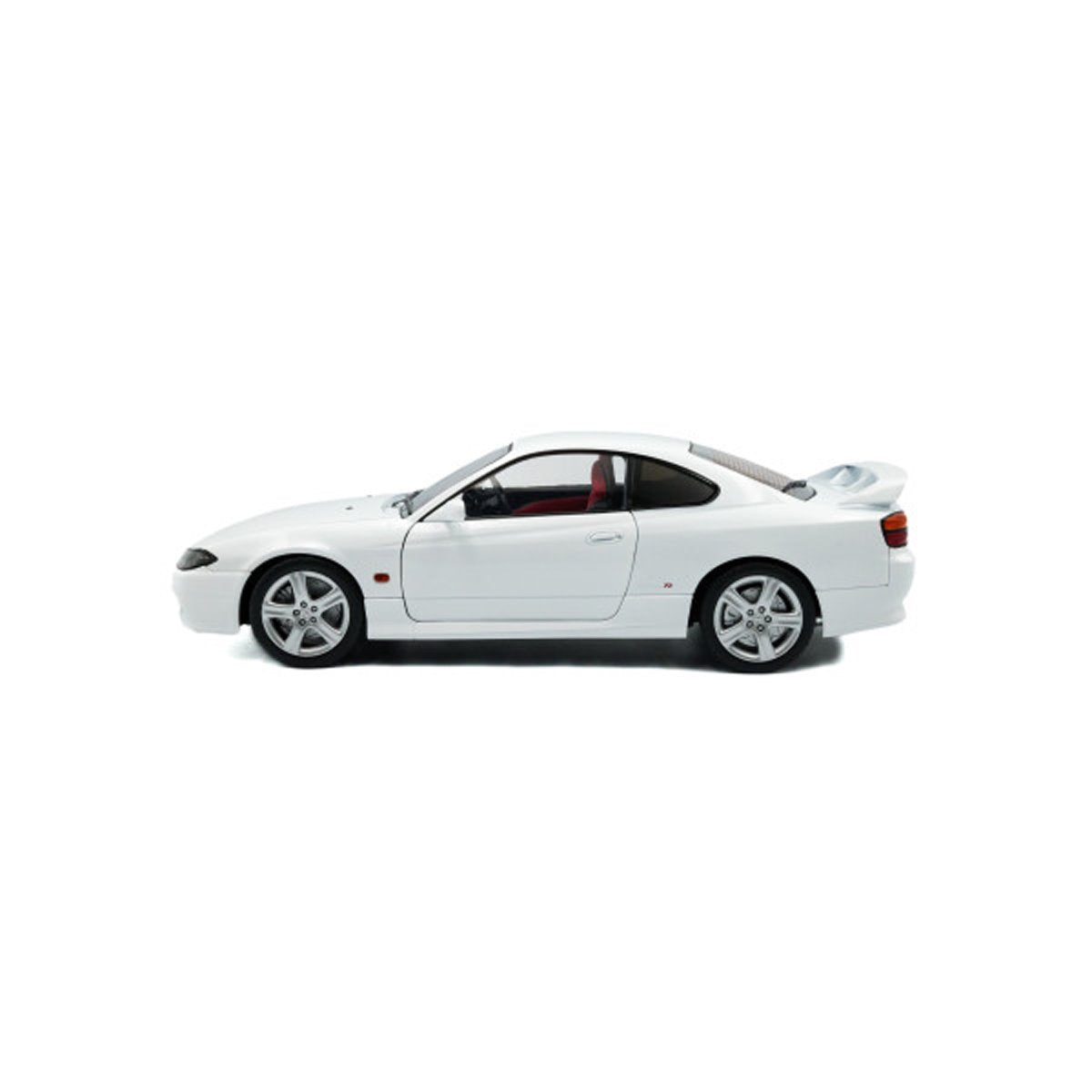 Nissan Silvia S15 Spec-R Aero 1:18 Scale Die-Cast Metal Vehicle