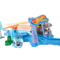 Hot Wheels RacerVerse Jurassic World Track Set