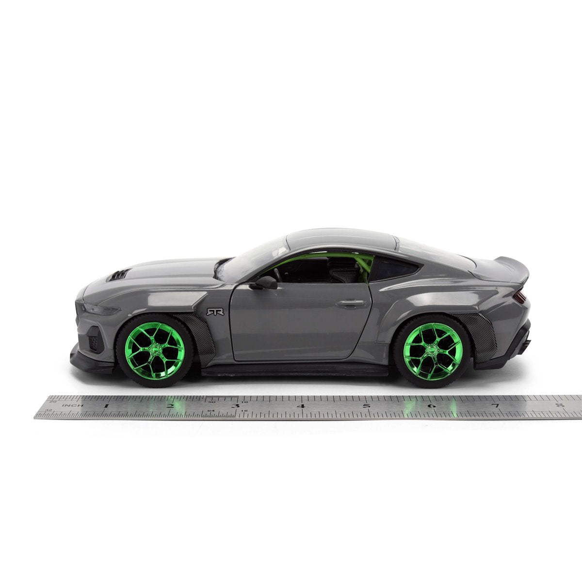 Bigtime Muscle Ford Mustang RTR Spec 5-D 1:24 Scale Die-Cast Metal Vehicle