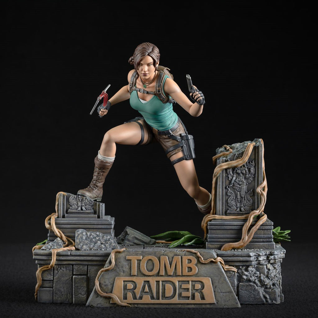 Tomb Raider Lara Croft PVC Statue