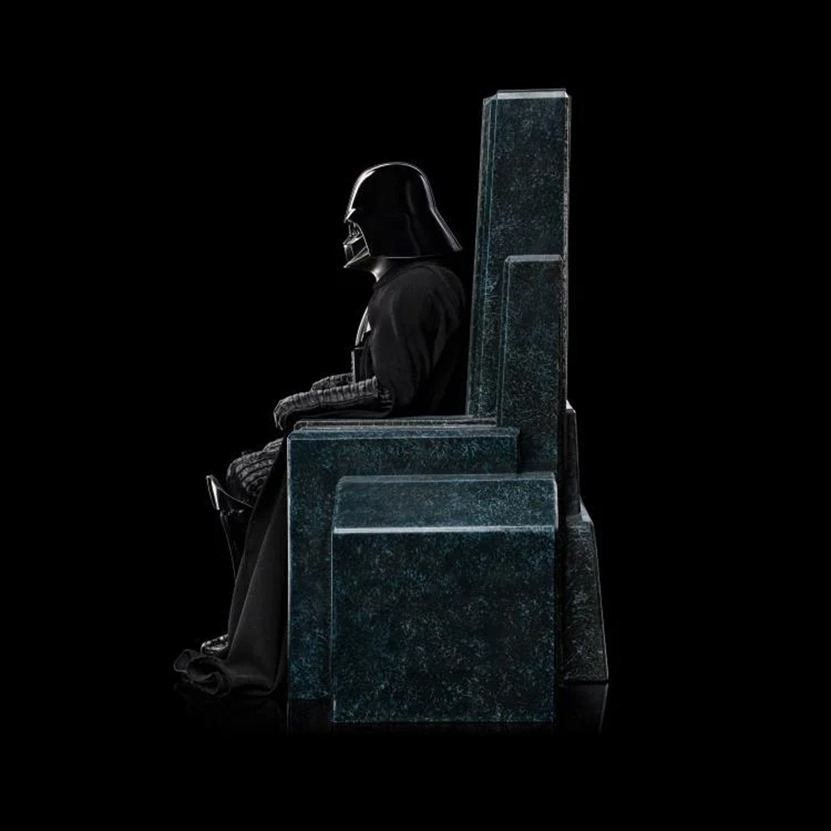 Star Wars: Obi-Wan Kenobi Darth Vader on Throne 1:10 Art Scale Limited Edition Statue