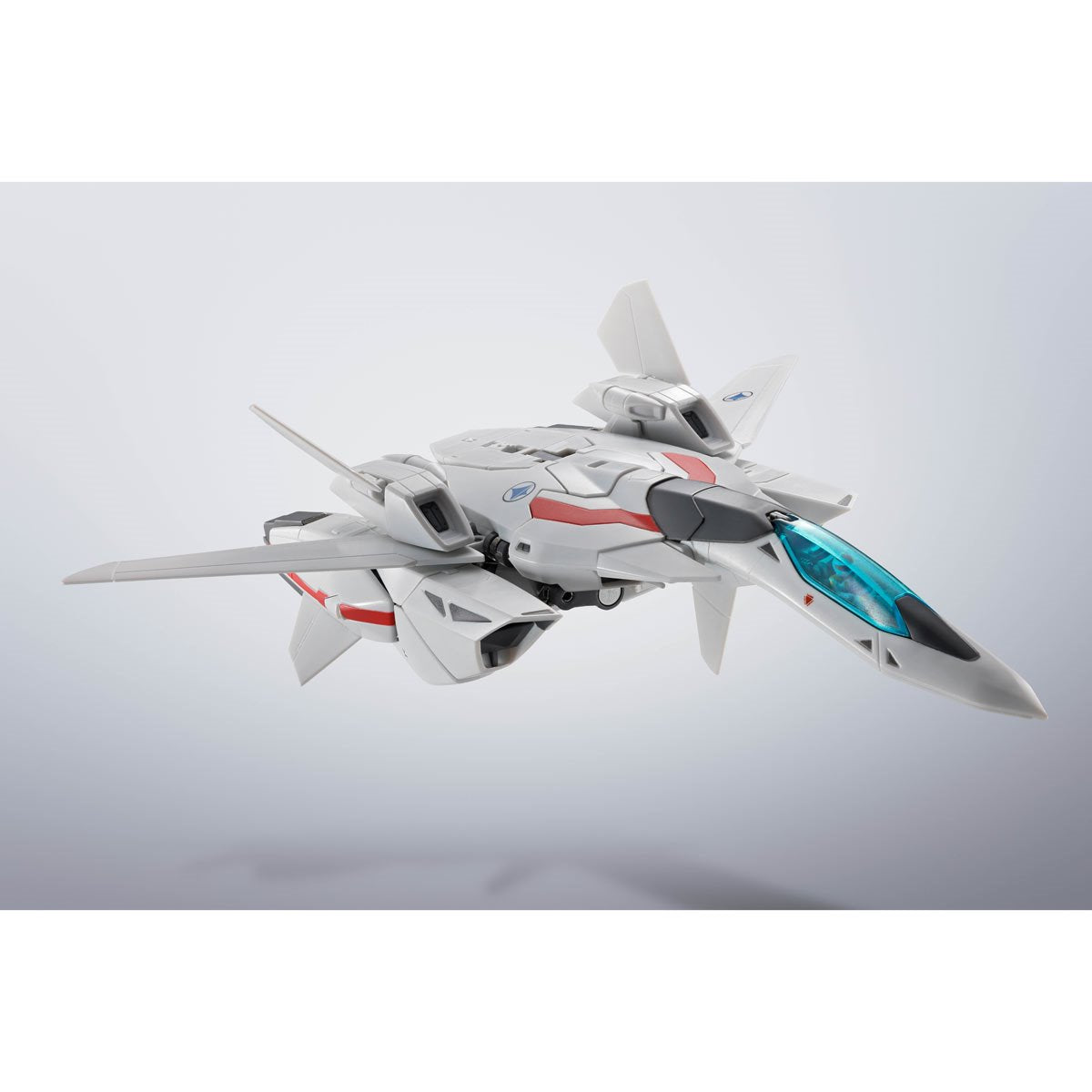 Super Dimension Fortress Macross II: Lovers Again VF-2SS Valkyrie II and SAP Silvie Gena Use Hi-Metal R Action Figure