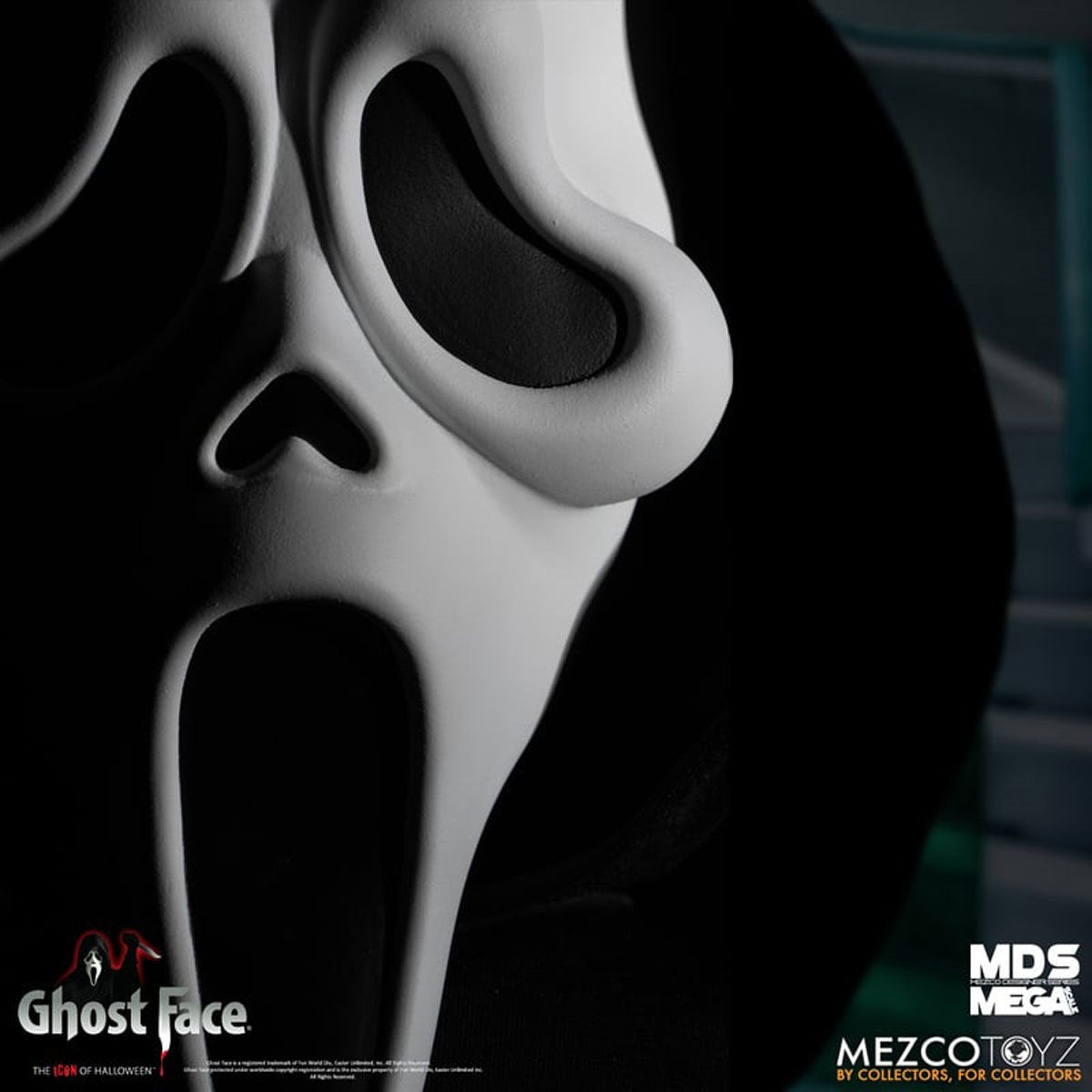 Ghost Face Mezco Designer Series Mega Scale 15-Inch Doll - ReRun