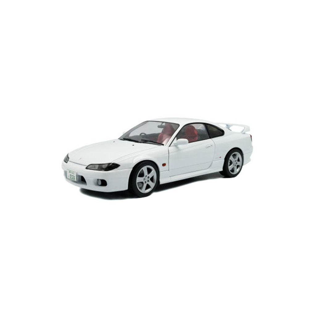 Nissan Silvia S15 Spec-R Aero 1:18 Scale Die-Cast Metal Vehicle