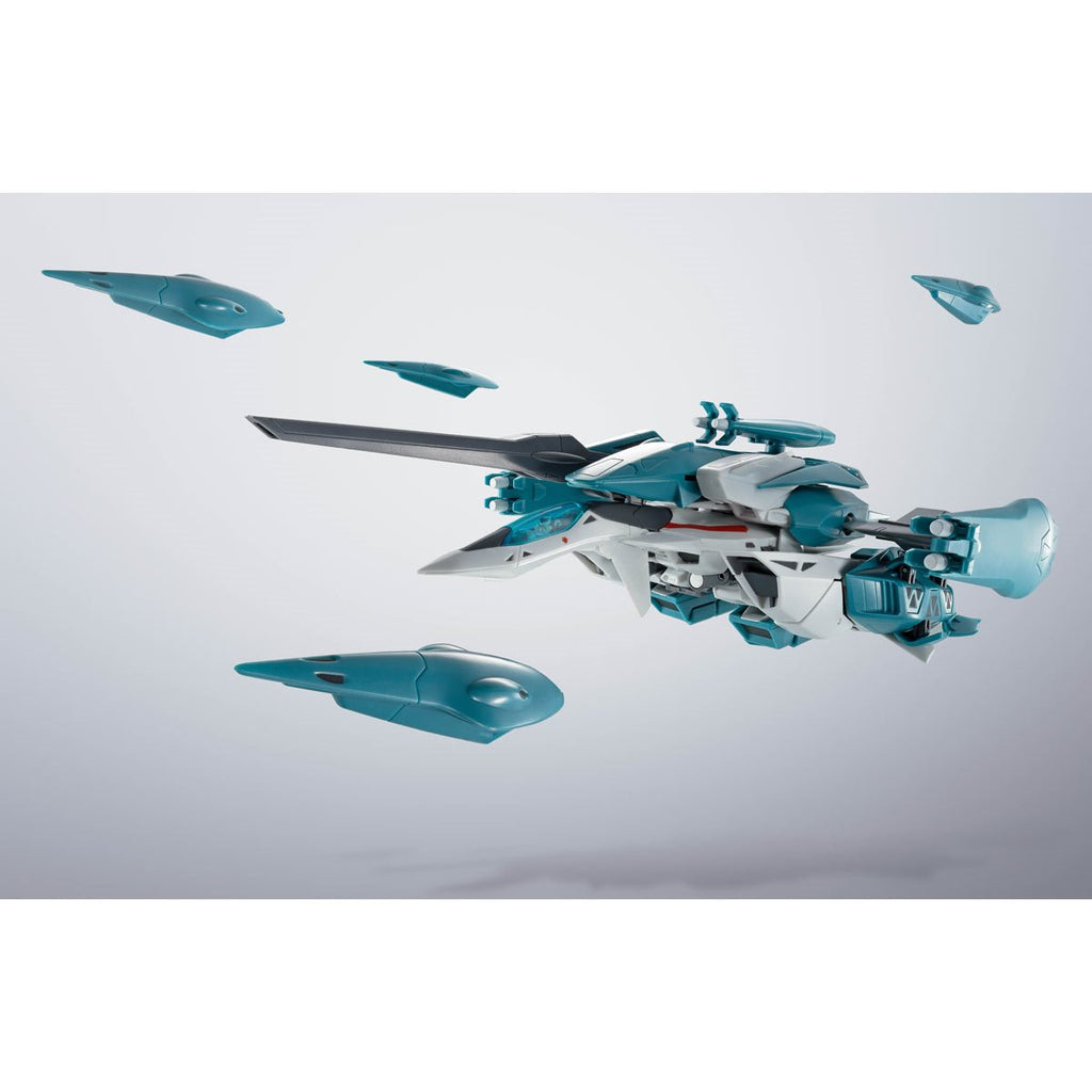 Super Dimension Fortress Macross II: Lovers Again VF-2SS Valkyrie II and SAP Silvie Gena Use Hi-Metal R Action Figure