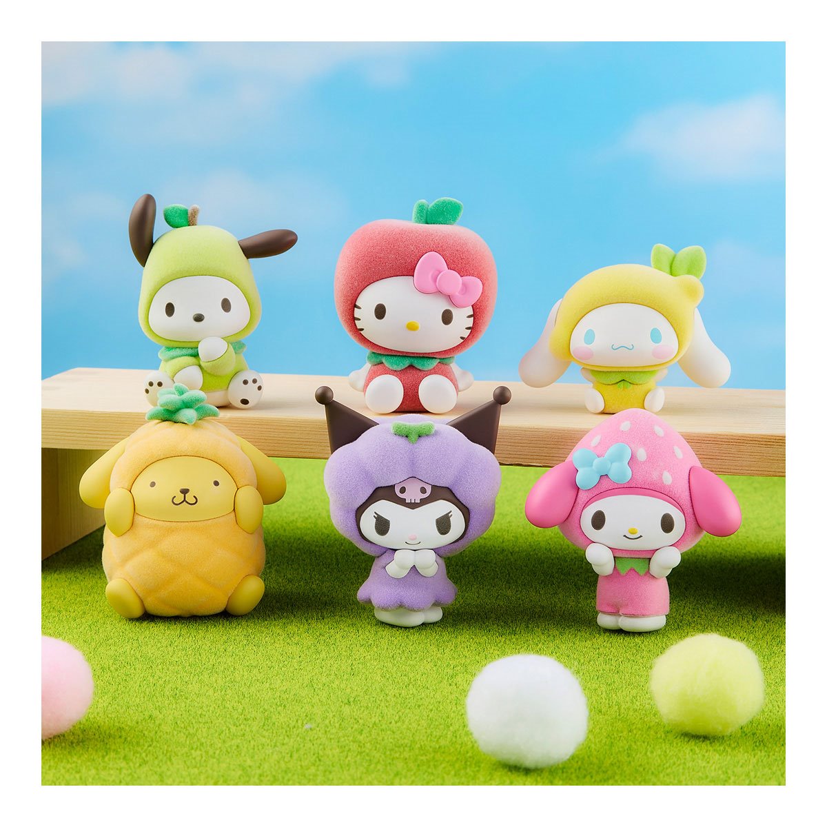 Hello Kitty and Friends Kigurumiiz Mini-Figure Case of 10