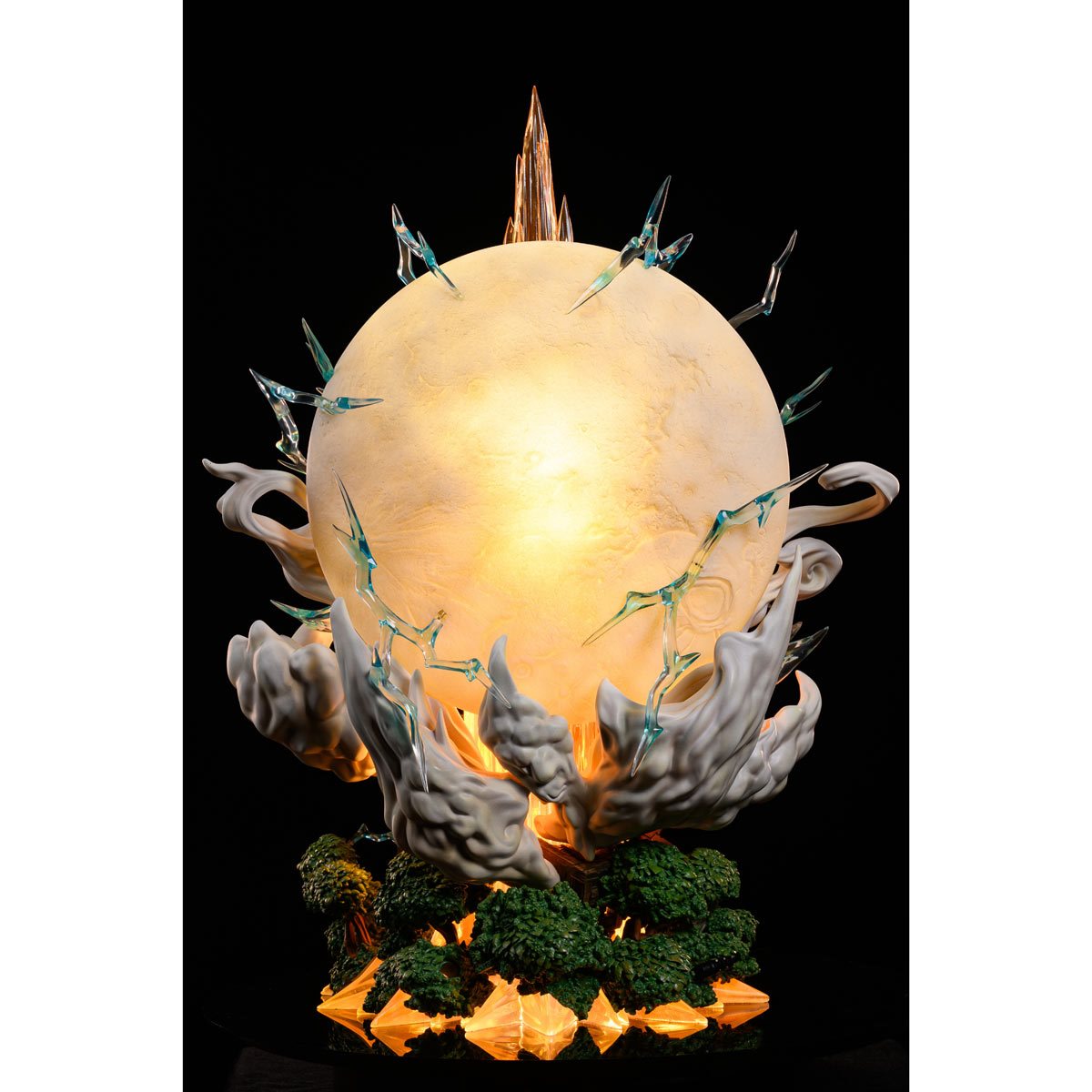 Demon Slayer Zenitsu Agatsuma Light-Up Resin 1:5 Scale Statue