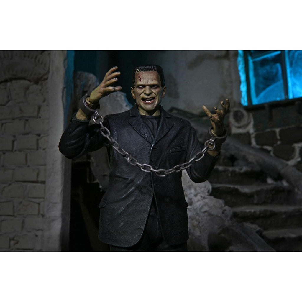 Universal Monsters Ultimate Frankenstein Full Color 7-Inch Scale Action Figure
