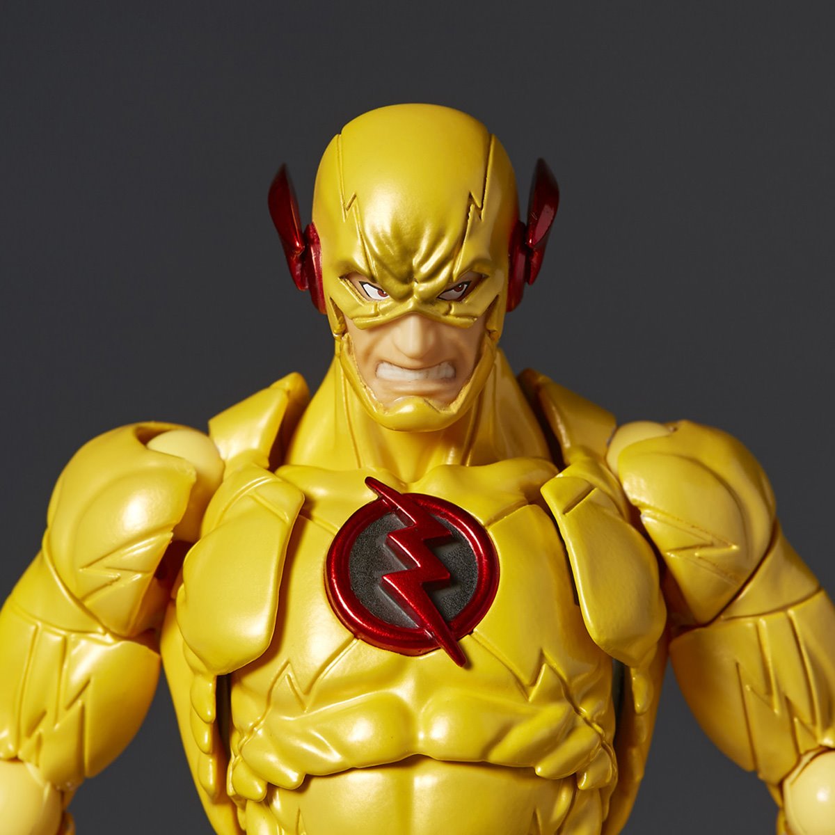 DC Heroes Reverse Flash Revoltech Amazing Yamaguchi Action Figure