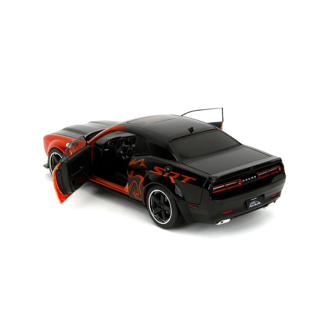 Pink Slips Wave 1 2015 Dodge Challenger SRT Hellcat Redeye Widebody 1:18 Scale Die-Cast Metal Vehicle