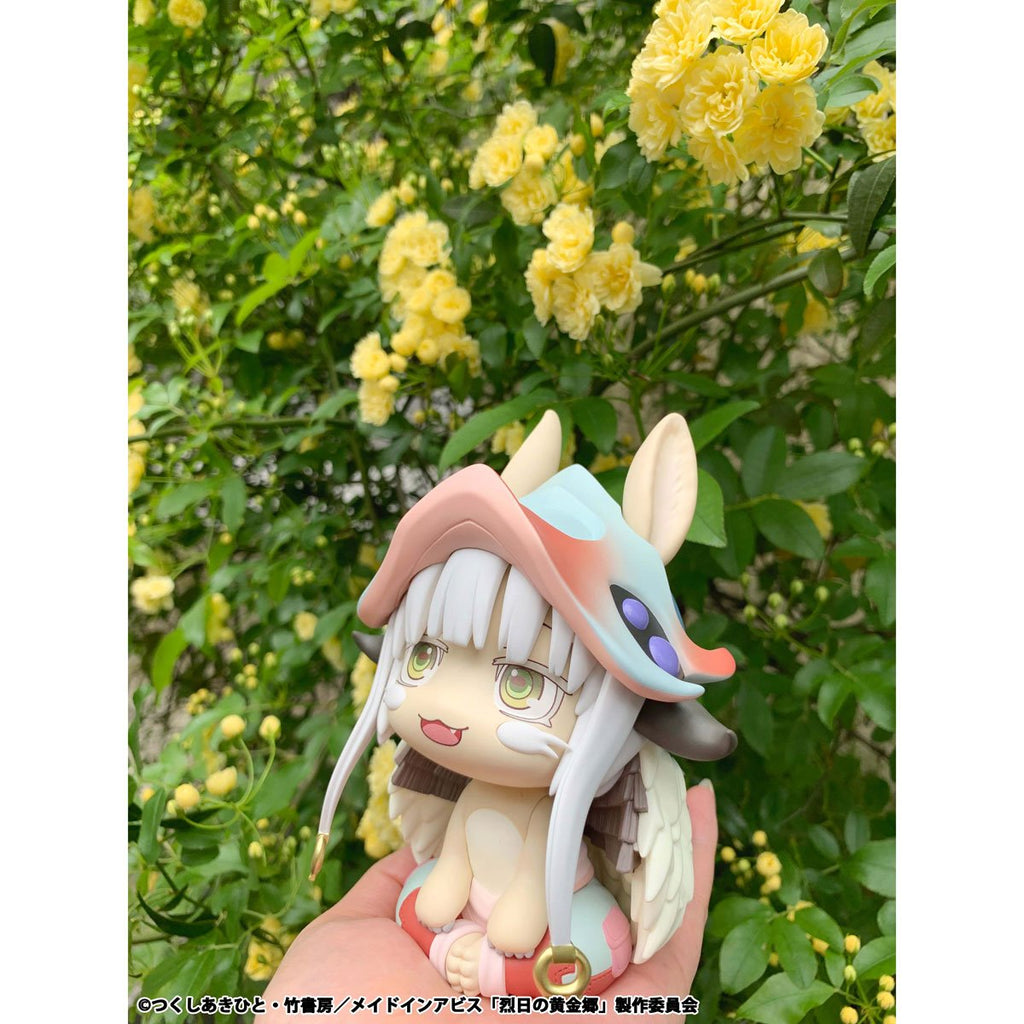 Made in Abyss: The Golden City of the Scorching Sun Nanachi Look Up Series Statue