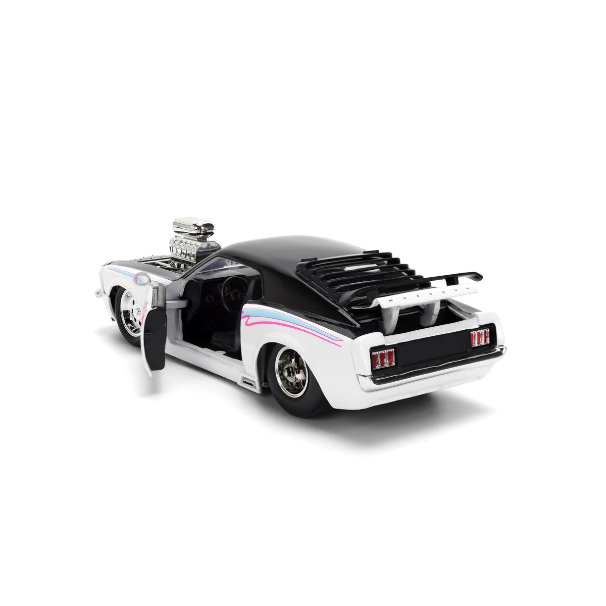 Bigtime Muscle 1970 Ford Mustang Boss 429 Glossy White 1:24 Scale Die-Cast Metal Vehicle