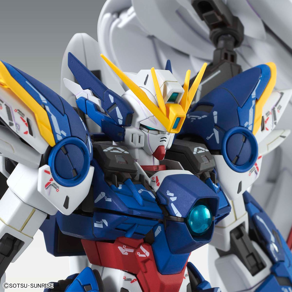 Gundam Wing: Endless Waltz Wing Gundam Zero Ver. Ka Master Grade 1:100 Scale Model Kit