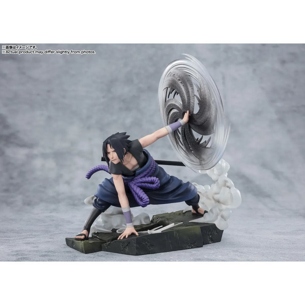 Naruto: Shippuden Sasuke Uchiha The Light and Dark of the Mangekyo Sharingan FiguartsZERO Extra Battle Statue