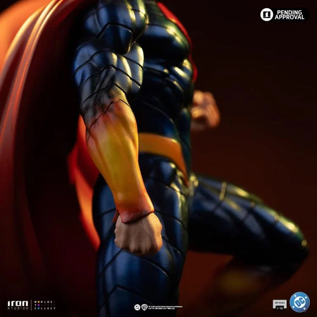 Absolute Superman DC Comics 1:10 Art Scale Limited Edition Statue