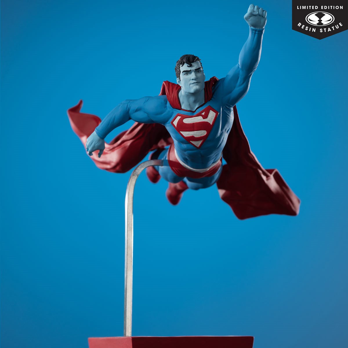 DC Direct Superman by Lee Bermejo Superman Red and Blue 1:10 Scale Resin Statue