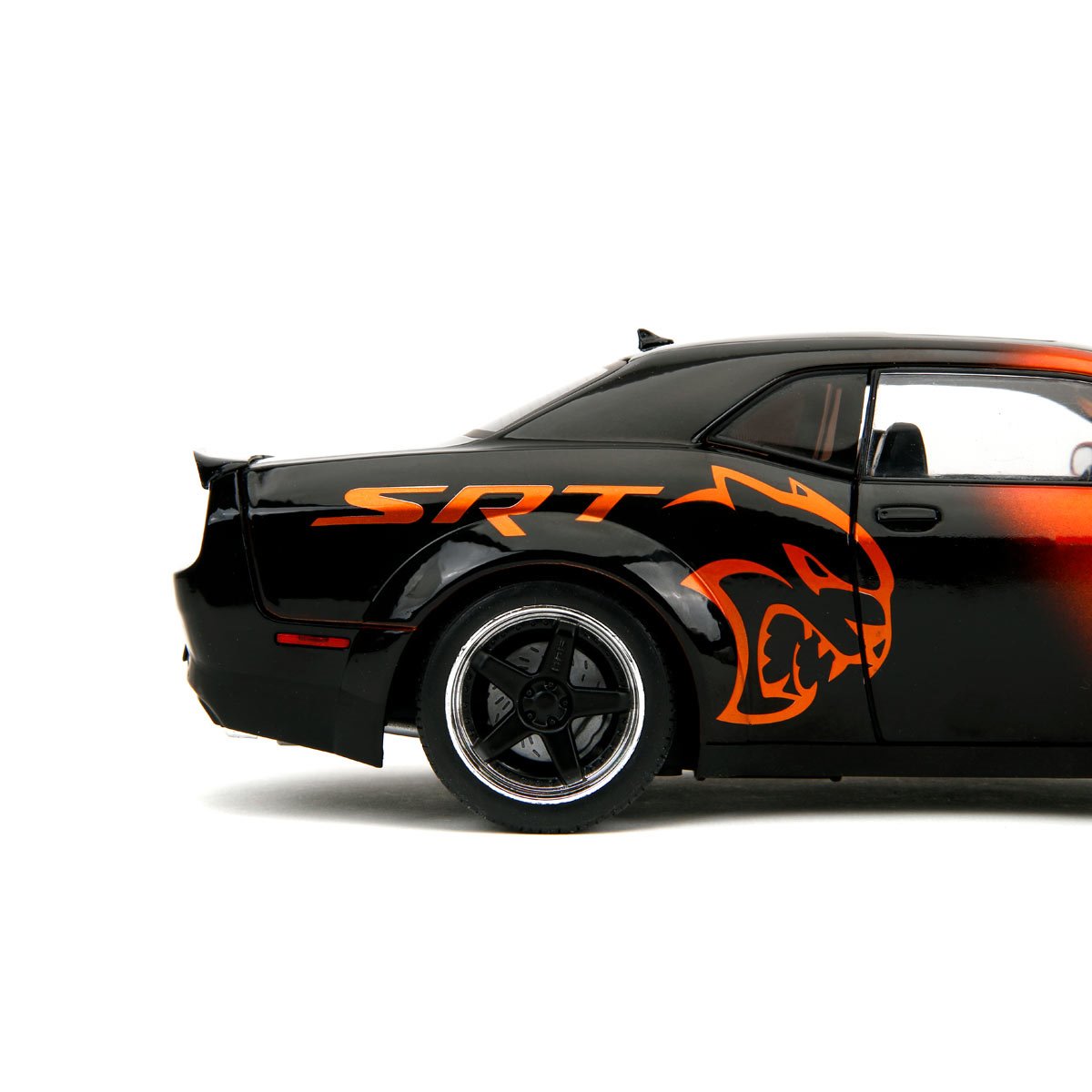 Pink Slips Wave 1 2015 Dodge Challenger SRT Hellcat Redeye Widebody 1:18 Scale Die-Cast Metal Vehicle