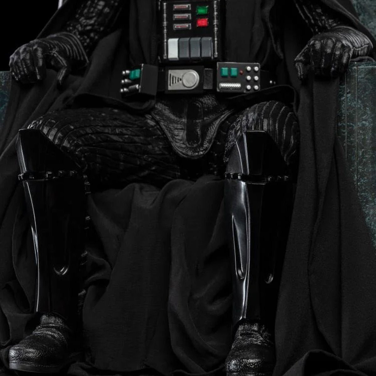 Star Wars: Obi-Wan Kenobi Darth Vader on Throne 1:10 Art Scale Limited Edition Statue