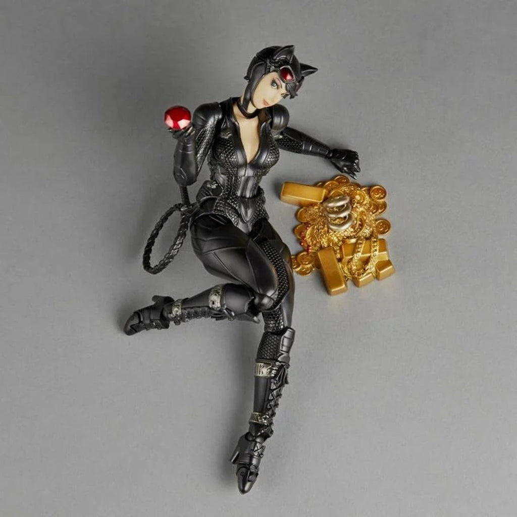 Batman: Arkham Knight Catwoman Revoltech Amazing Yamaguchi Action Figure