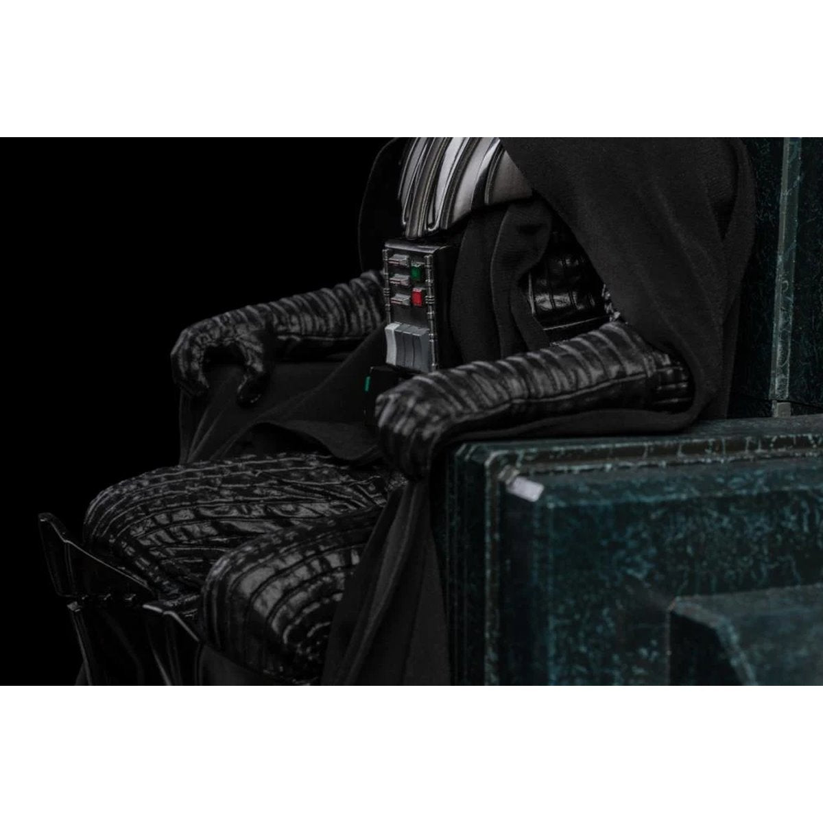 Star Wars: Obi-Wan Kenobi Darth Vader on Throne 1:10 Art Scale Limited Edition Statue