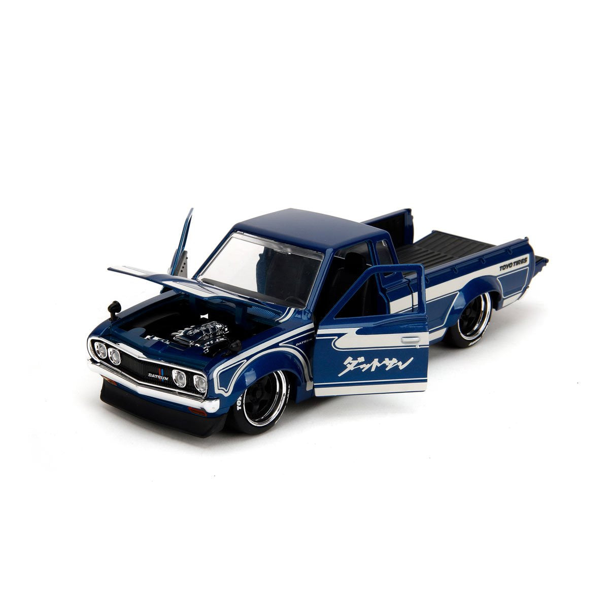 JDM Tuners 1972 Datsun 620 Pickup Gloss Blue 1:24 Scale Die-Cast Metal Vehicle