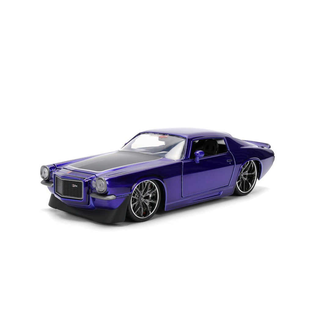 Bigtime Muscle 1971 Chevrolet Camaro Candy Purple 1:24 Scale Die-Cast Metal Vehicle