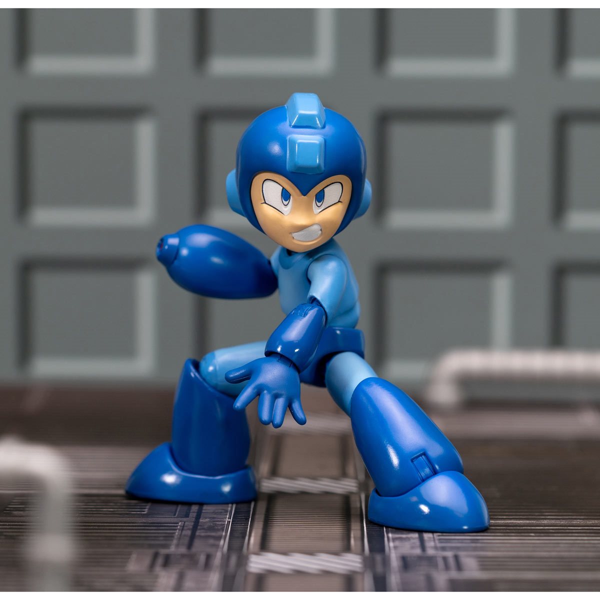 Mega Man 1:12 Scale Action Figure