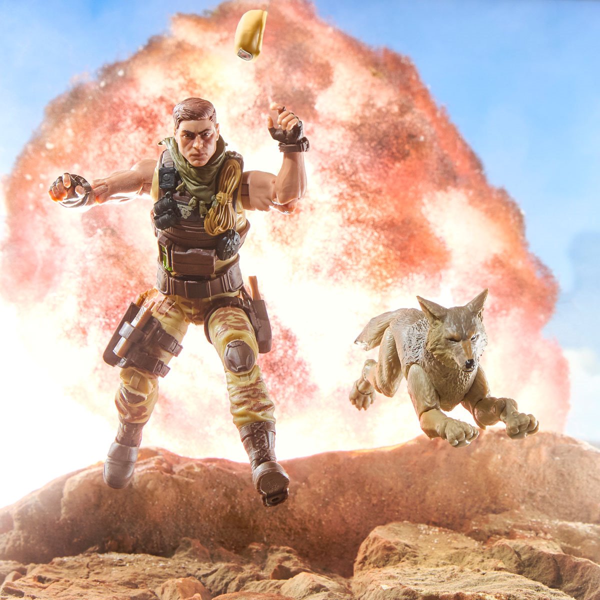 G.I. Joe Classified Series #217 Dusty & Coyote Sandstorm 6-Inch Action Figure and Pet