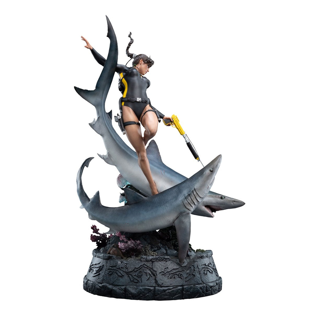 Tomb Raider Lara Croft Quest for Avalon Limited Edition 1:4 Scale Statue