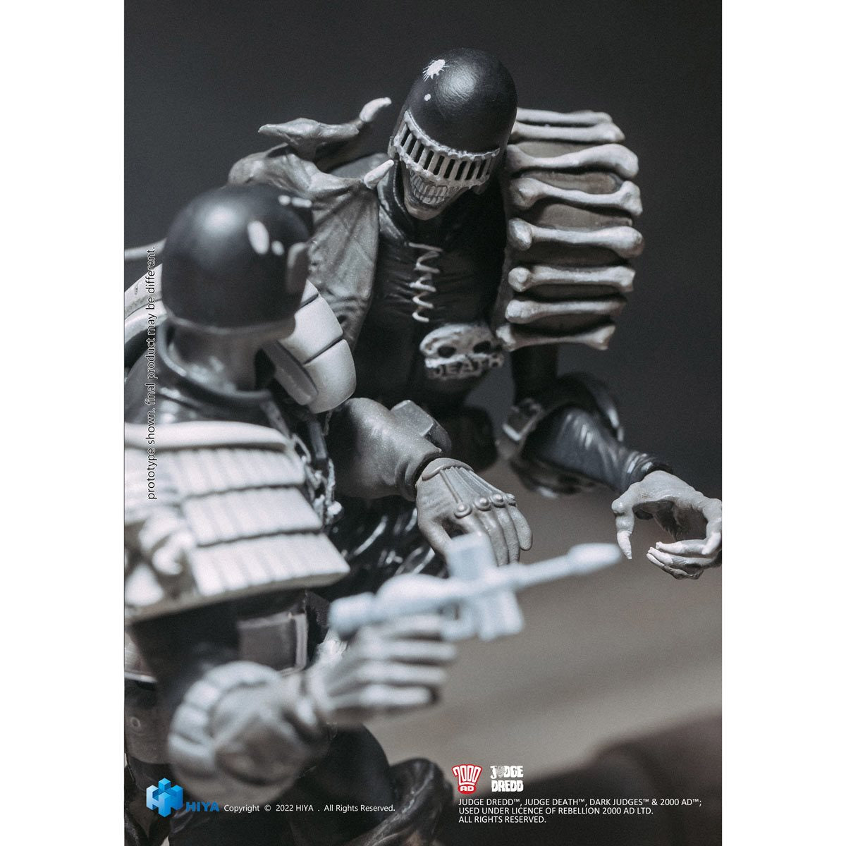 Judge Dredd vs. Death Black and White Exquisite Mini Series 1:18 Scale Action Figure 2-Pack