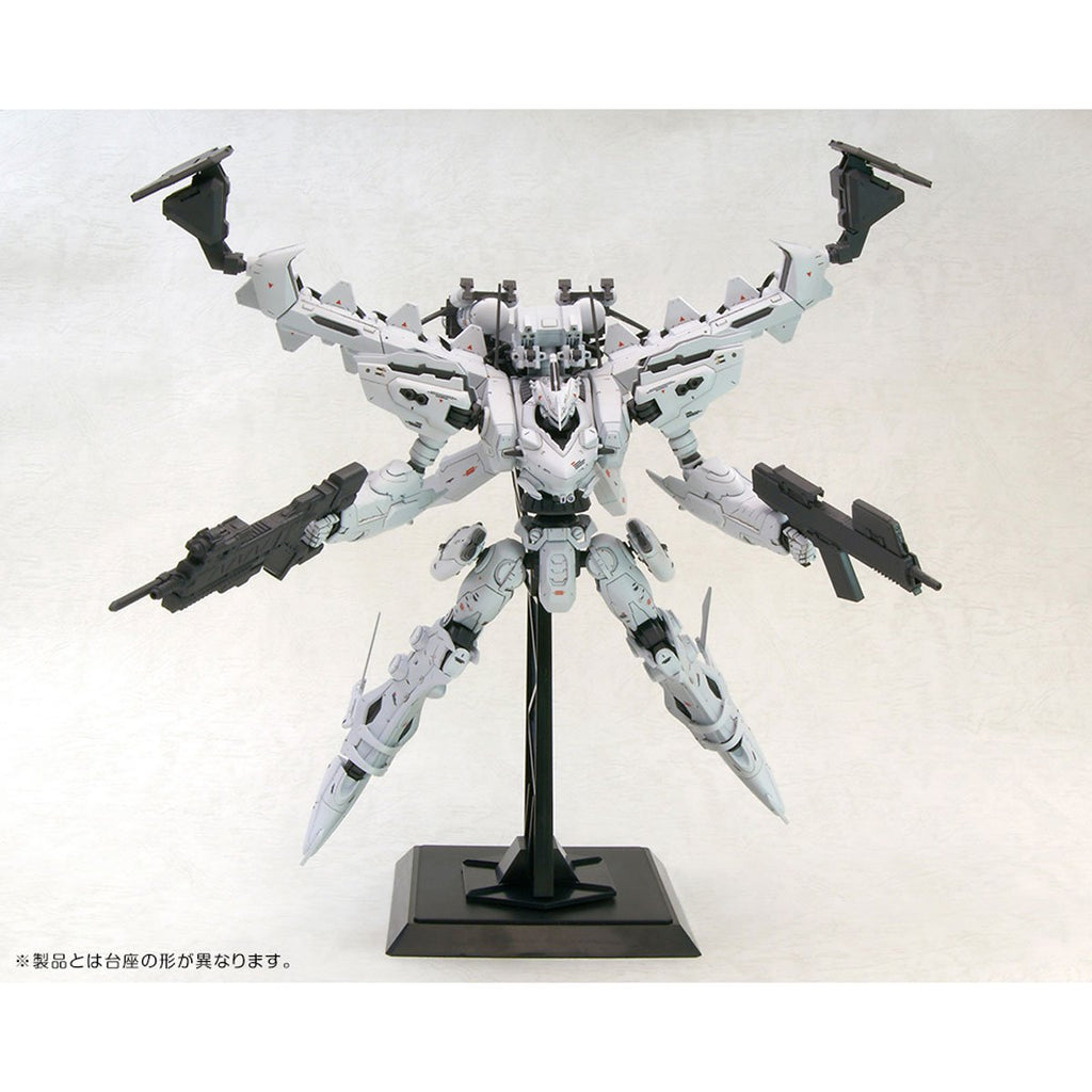 Armored Core Lineark White Glint & V.O.B. Variable Infinity 1:72 Scale Model Kit Set - ReRun