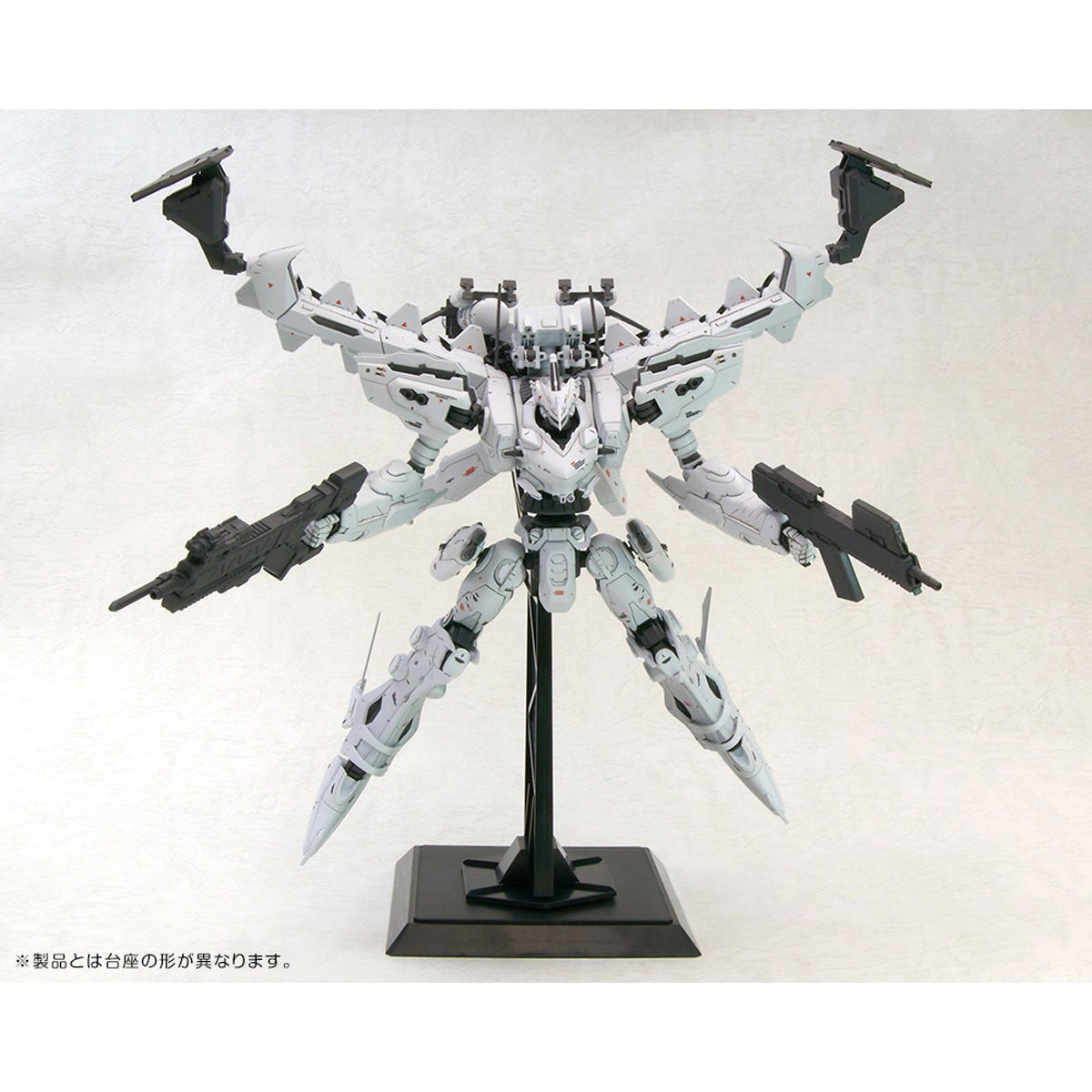 Armored Core Lineark White Glint & V.O.B. Variable Infinity 1:72 Scale Model Kit Set - ReRun