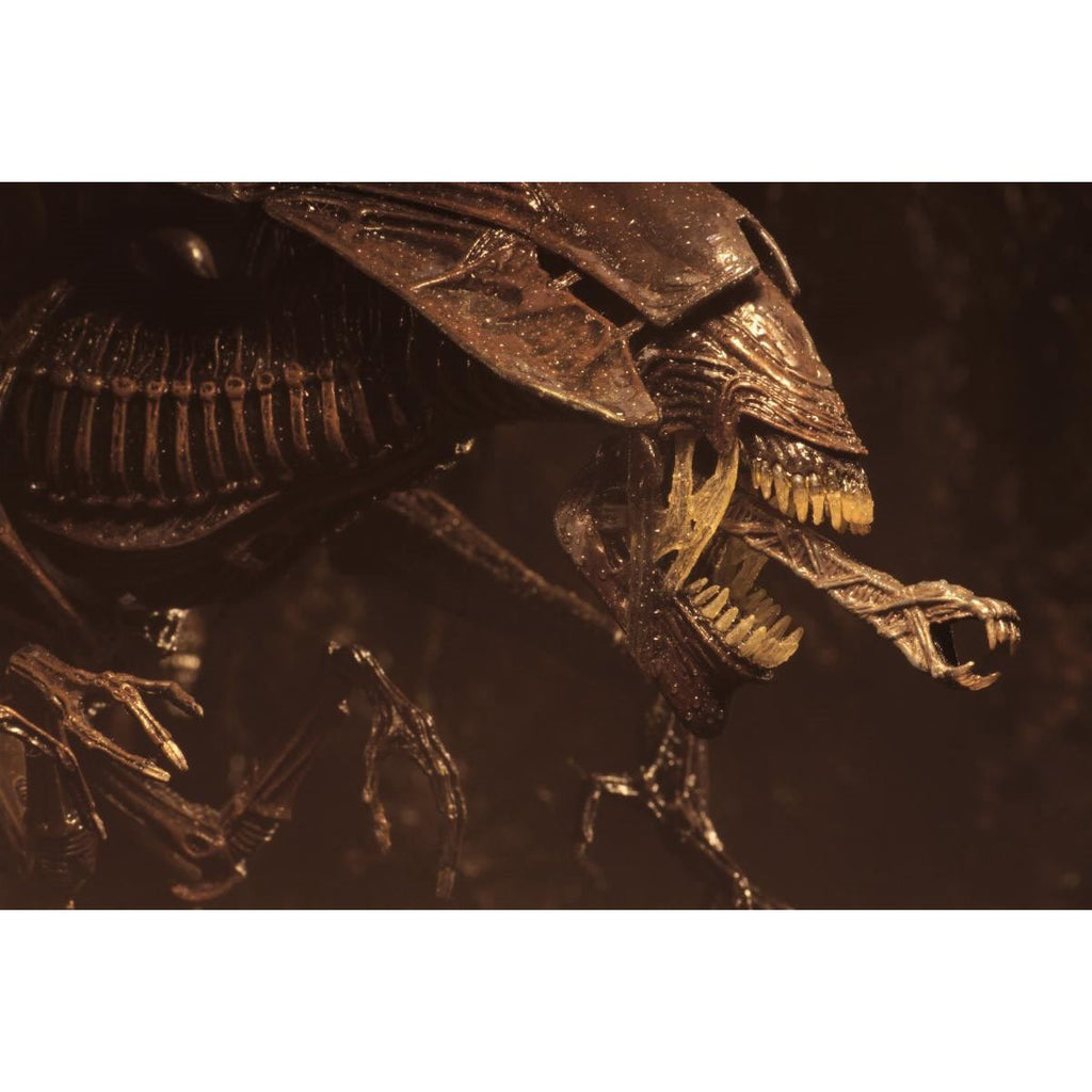 Alien Resurrection Queen Ultra Deluxe Boxed Action Figure