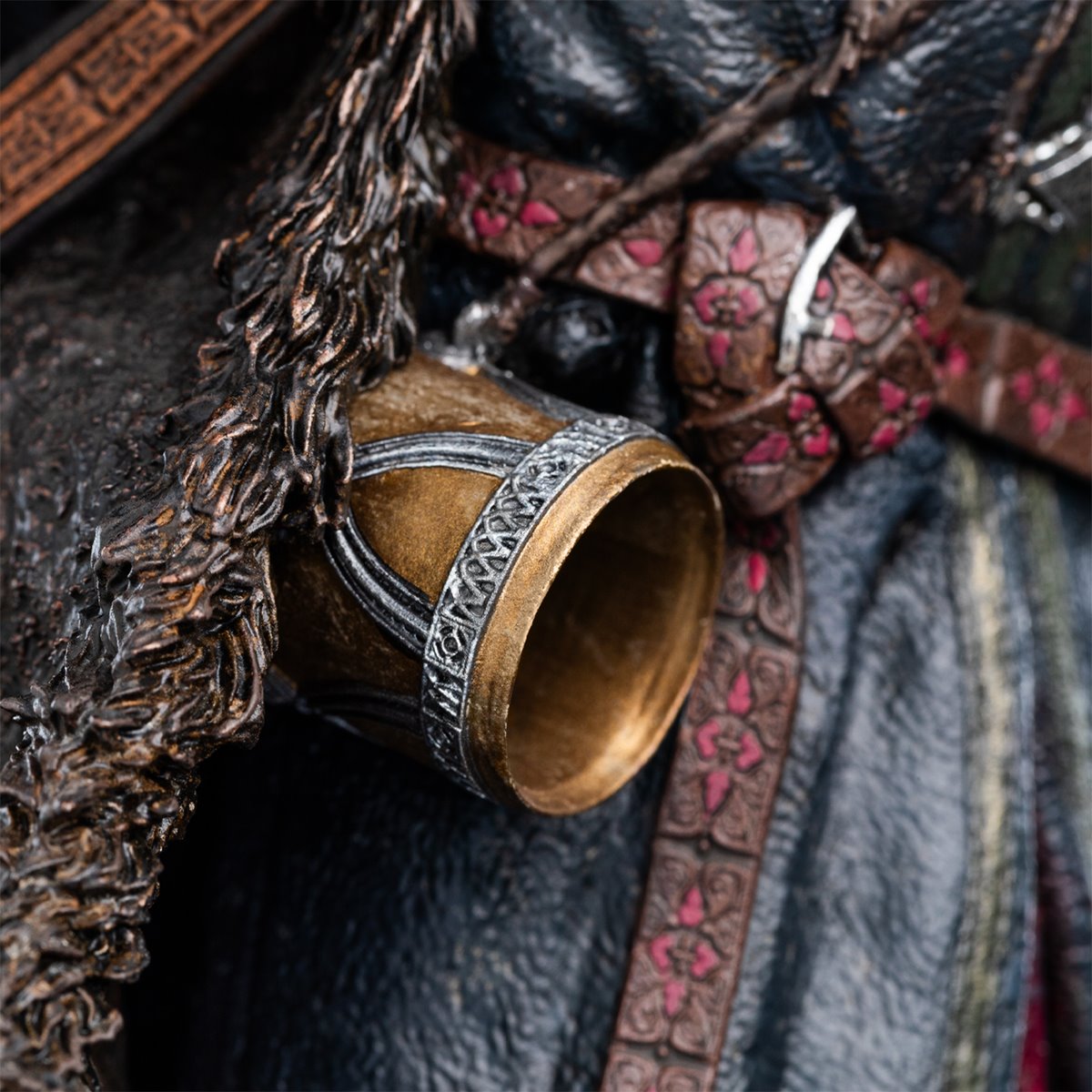 The Lord of the Rings Boromir Classic Series 1:6 Scale Statue