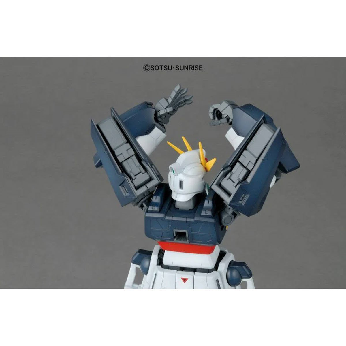 After War Gundam X Gundam Double X Master Grade 1:100 Scale Model Kit