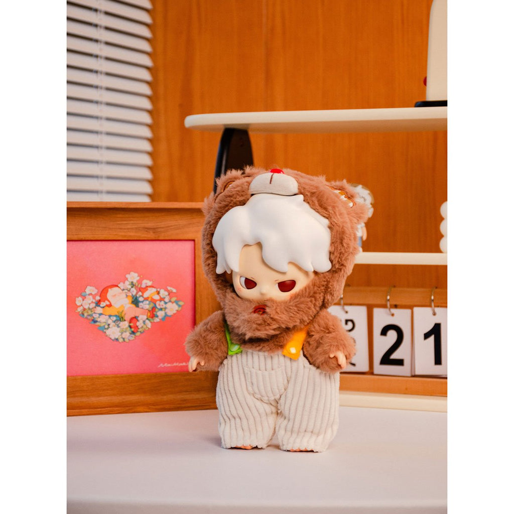 Dream Boy Spring Outing Bear Vinyl Doll